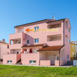  Apartment Irina